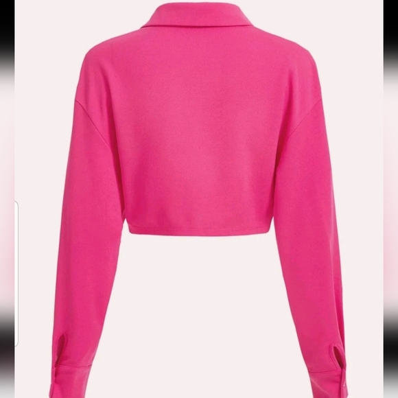 Twisted Crop - Picture 2 of 2